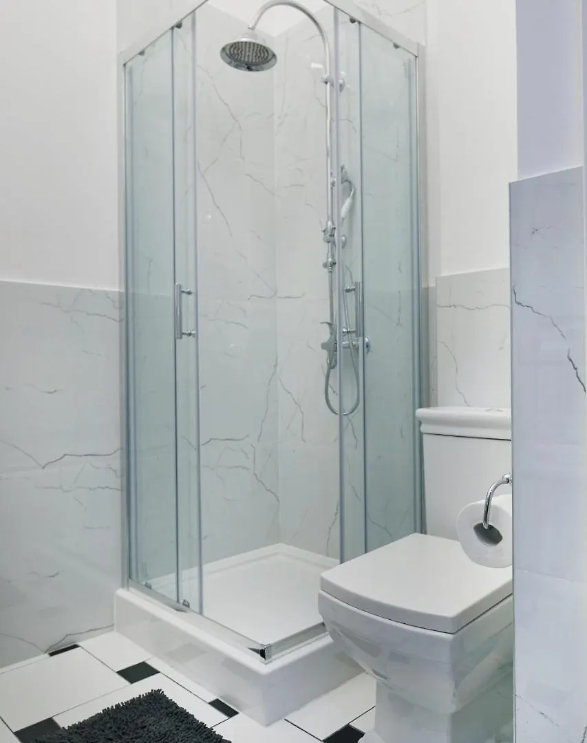 ורשה Stara Praga Vistula Apartment פולין